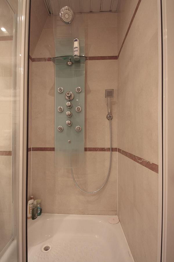 Apartamento Bridgestreet St Germain París Exterior foto
